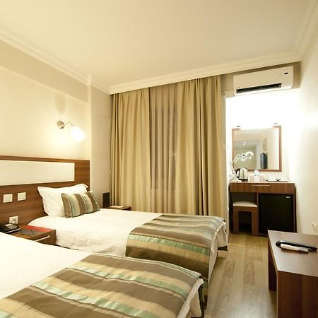 Megapole Hotel Izmir Zewnętrze zdjęcie